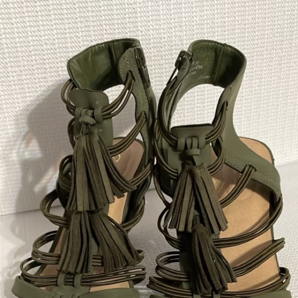 C confort 1946 chunky heels sandals ,size 10 - Picture 4 of 11